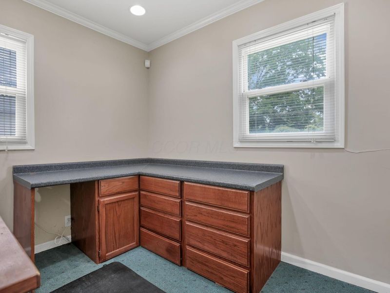 301 S Hamilton Road , Columbus, OH 43213 Photo 18