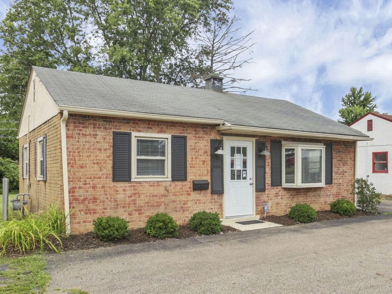 301 S Hamilton Road , Columbus, OH 43213 Photo 2