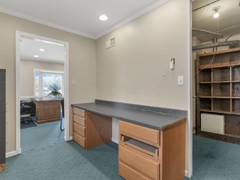301 S Hamilton Road , Columbus, OH 43213 Photo 25