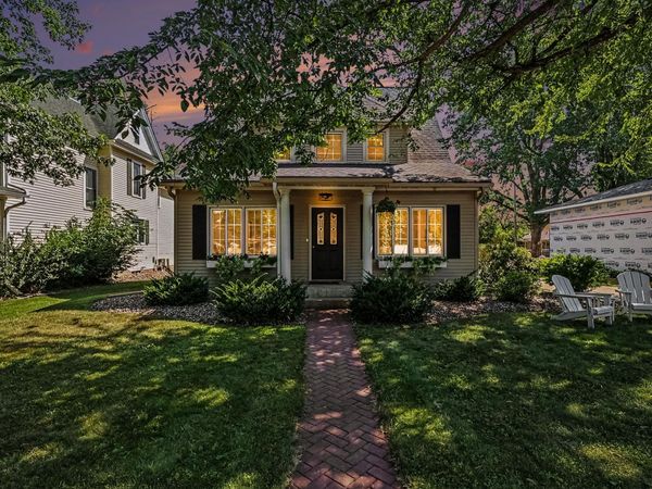 609 13th Street W, Hastings, MN 55033