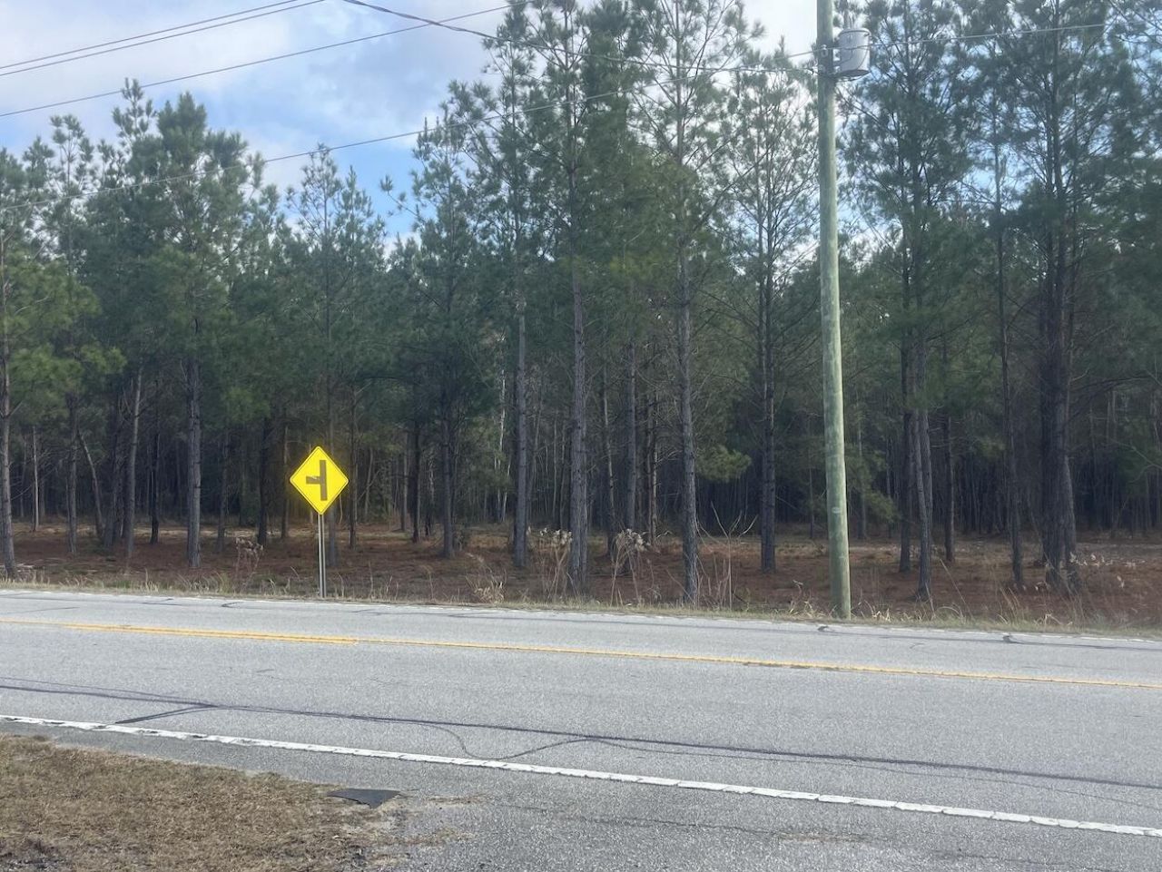 000 Jefferies Highway Photo 1