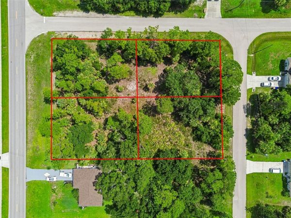 13 S CHAMBERLAIN BOULEVARD , NORTH PORT, FL 34286