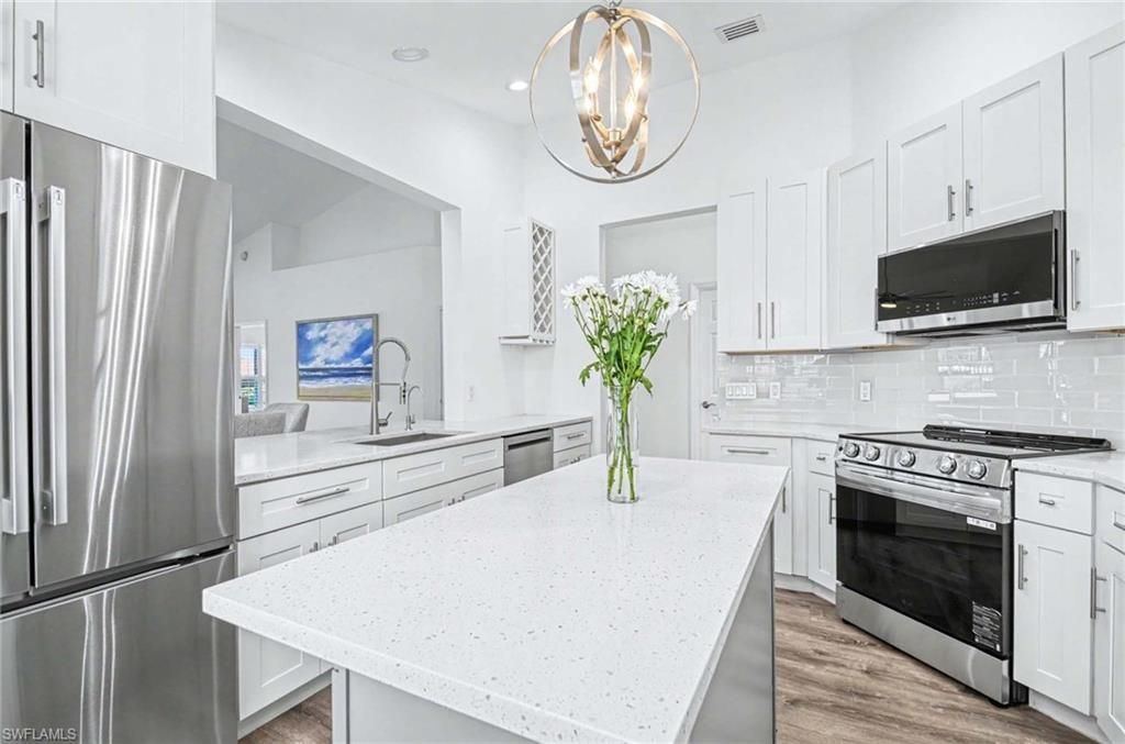 5701 Heron Ln , Unit 705, Naples, FL 34110 Photo