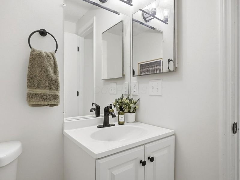 3466 Westpoint Drive, Columbus, OH 43232 Photo 21