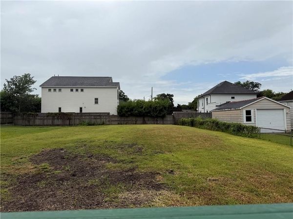 352 METAIRIE HEIGHTS Avenue , Metairie, LA 70001