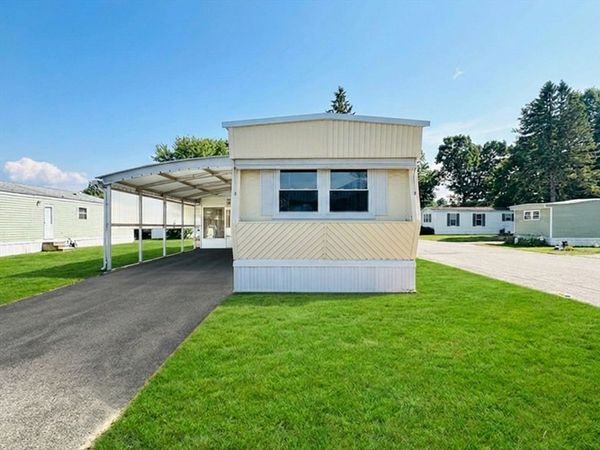70 Shumway St, Unit B20, Springfield, MA 01119