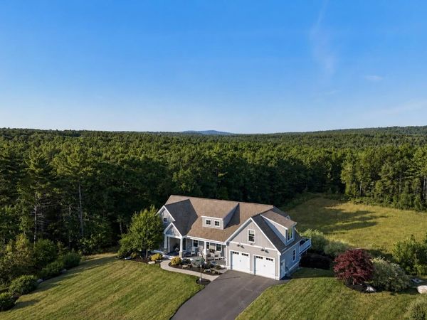 18 Sunrise Circle, Auburn, NH 03032
