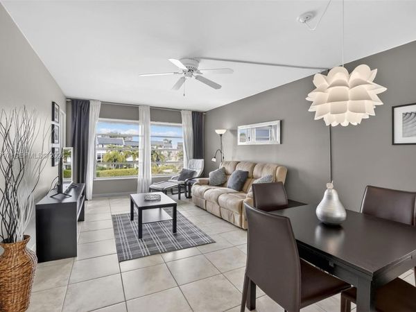 7897 Golf Circle Dr, Unit 307, Margate, FL 33063