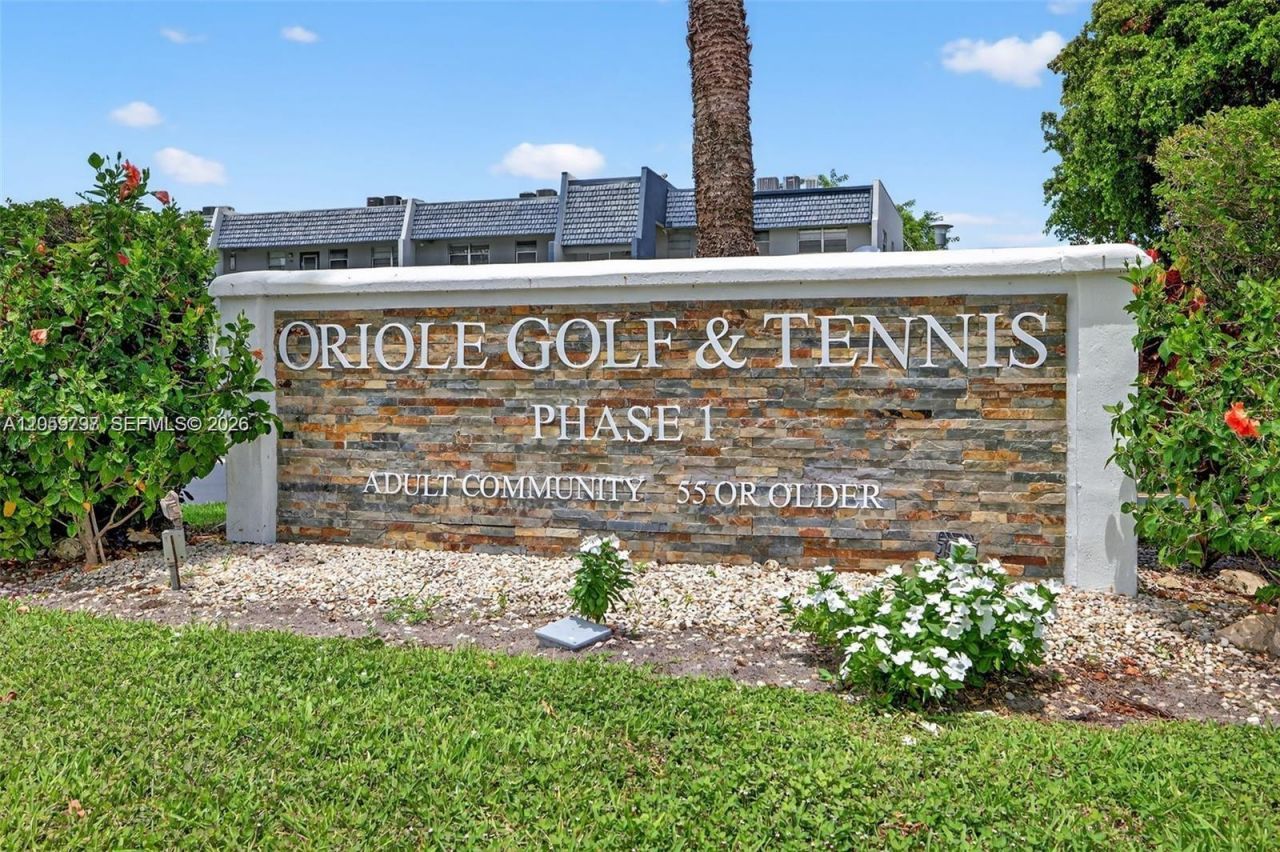 7897 Golf Circle Dr , Unit 307, Margate, FL 33063 Photo
