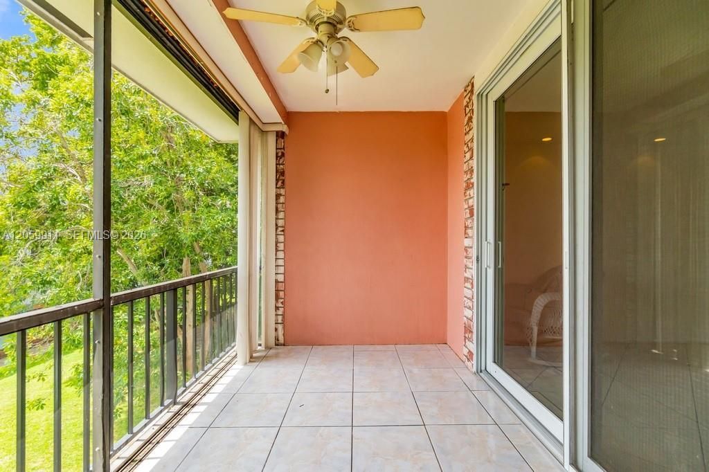 3650 Inverrary Dr , Unit 3A, Lauderhill, FL 33319 Photo
