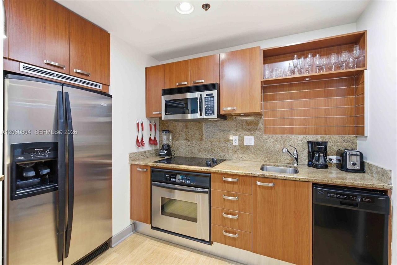 1395 Brickell Ave , Unit 2902, Miami, FL 33131 Photo