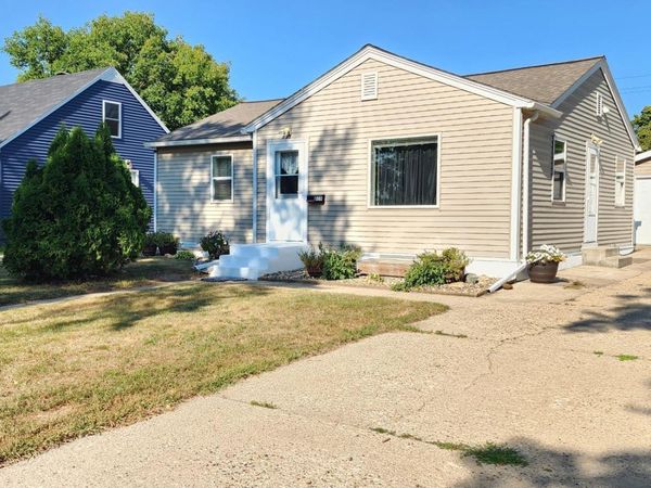 808 5th Street NE, Staples, MN 56479