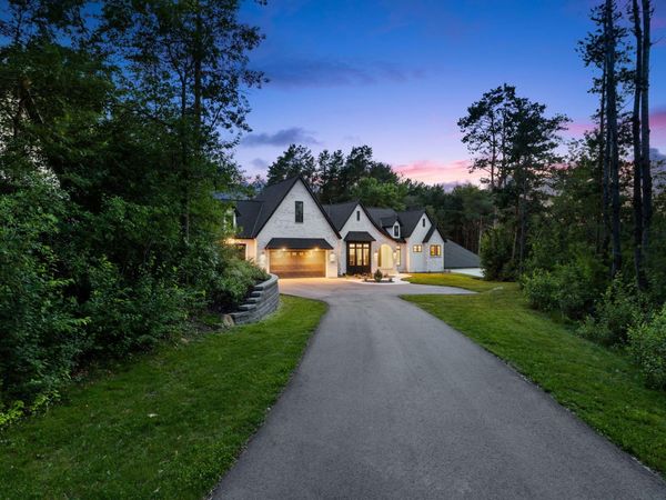 5736 57th Street Cove N, Lake Elmo, MN 55042