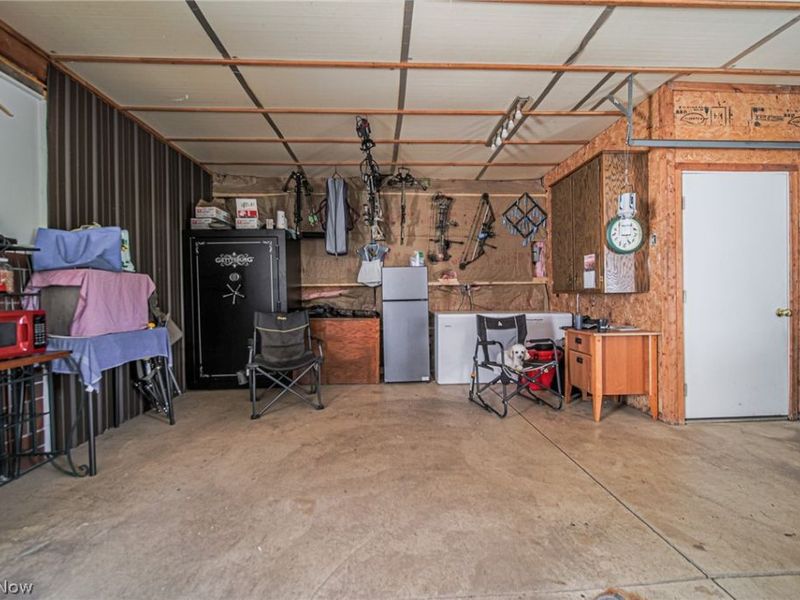 9182 Berry Road , Kensington, OH 43986 Photo 23