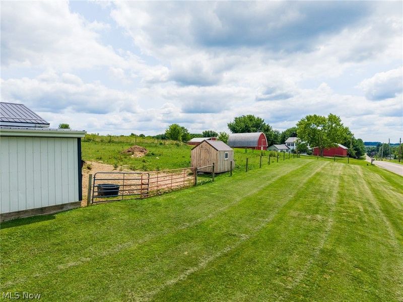 9182 Berry Road , Kensington, OH 43986 Photo 34