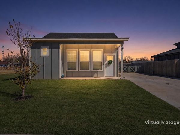 2312 S 12th Street , Waco, TX 76706