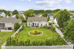 2195 Haystack Way  photo 4