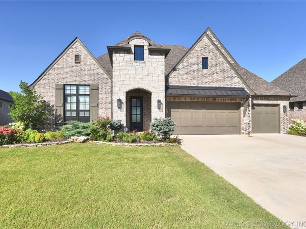 12516 S 102nd East Avenue , Bixby, OK 74008