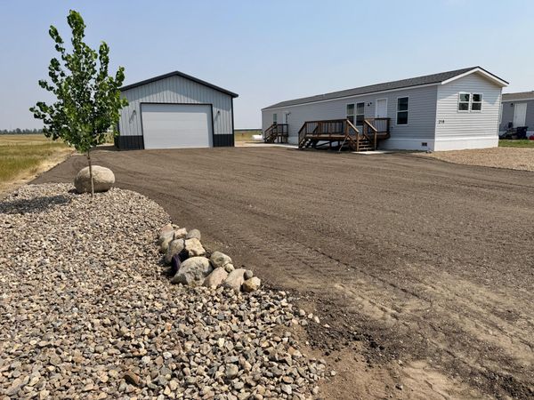 219 Castaway Loop, Pierre, SD 57501