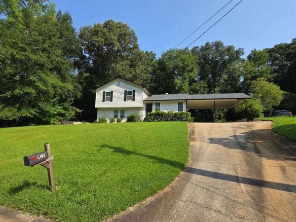 912 SE Curry Circle, Conyers, GA 30094