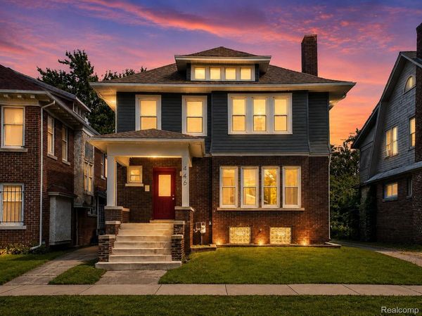 446 King Street, Detroit, Mi 48202