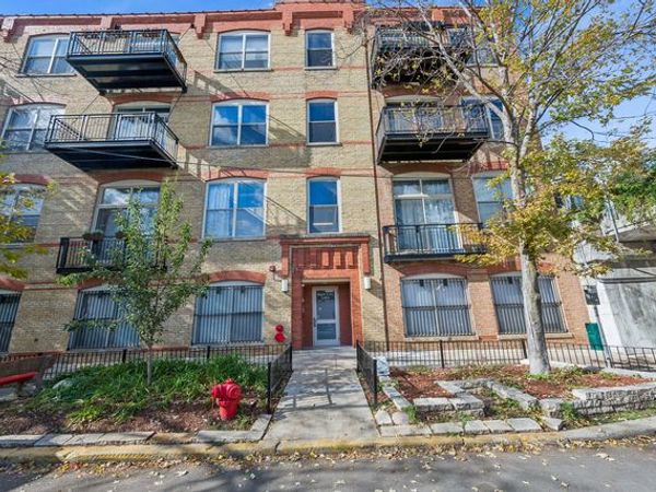 1740 N Maplewood Avenue, Unit 122, Chicago, IL 60647