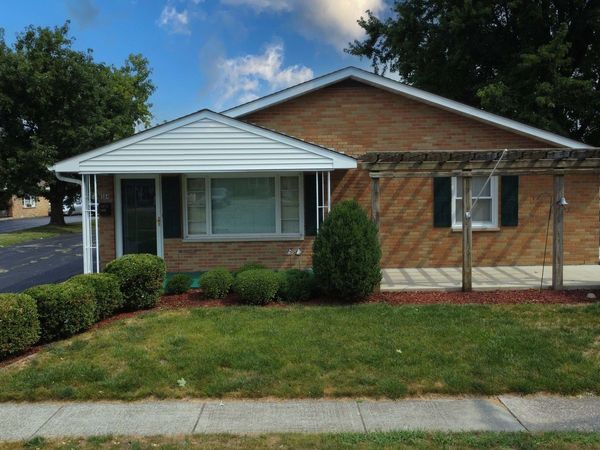 304 E Cherry Street, Unit 1, Watseka, IL 60970