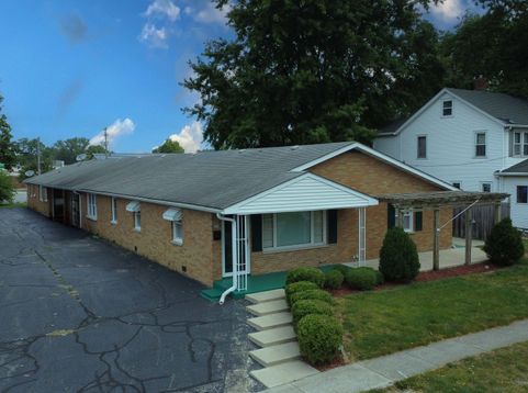 Main Photo