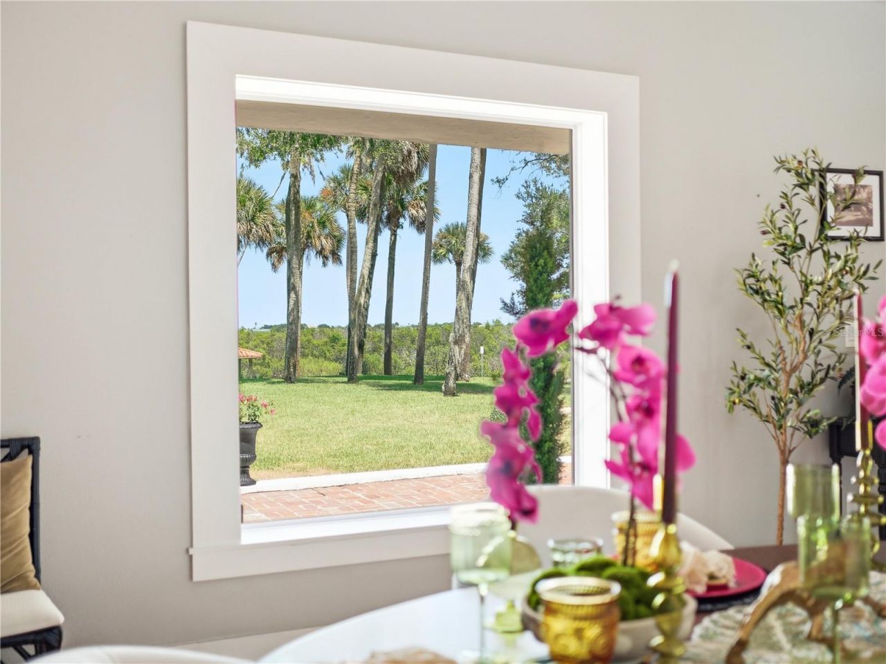 636 N Riverside Drive, New Smyrna Beach, FL 32168 Photo