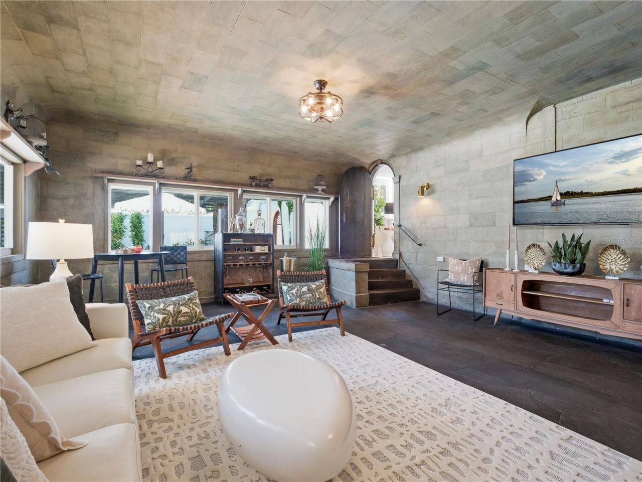 636 N Riverside Drive, New Smyrna Beach, FL 32168 Photo