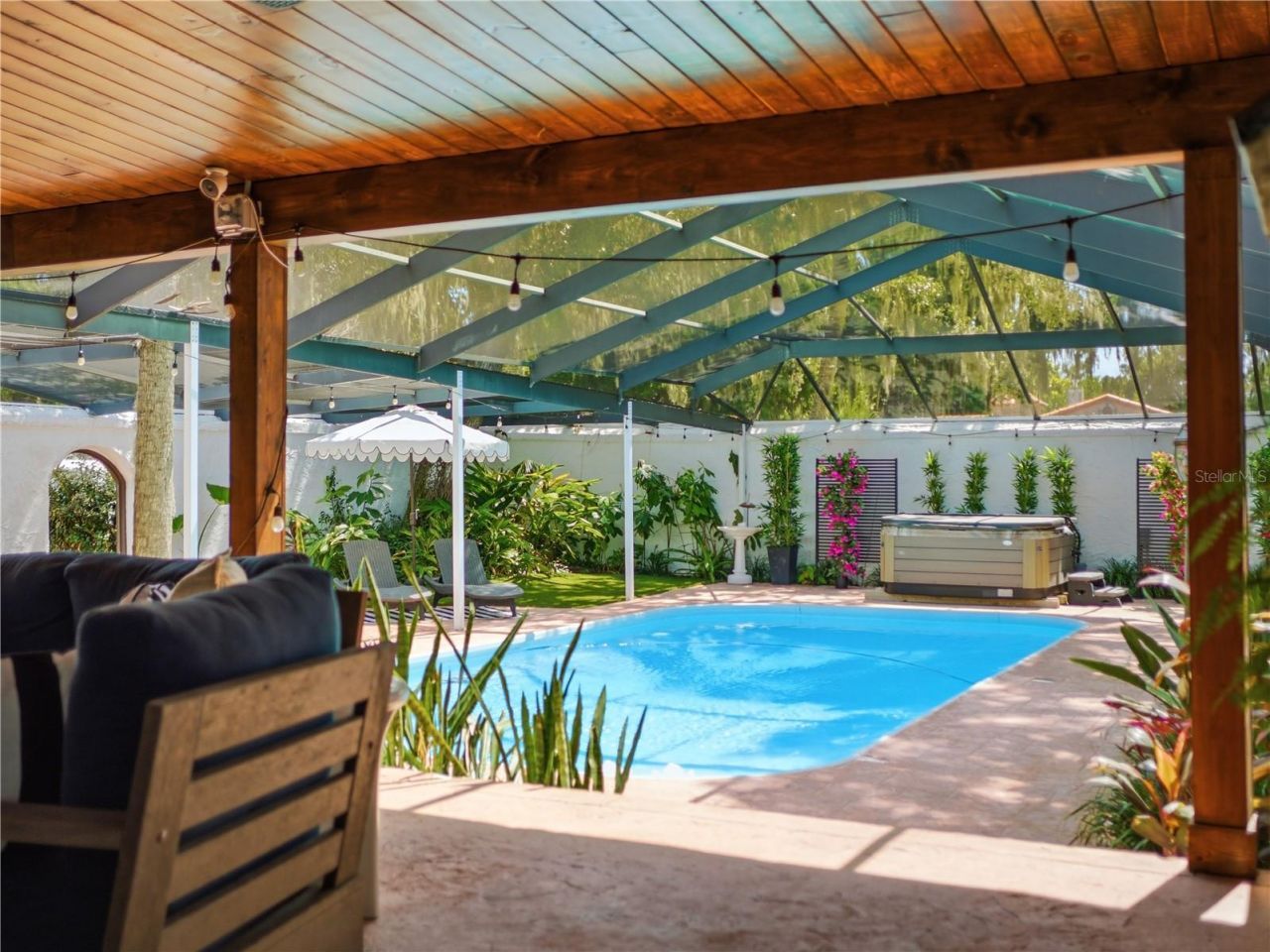 636 N Riverside Drive, New Smyrna Beach, FL 32168 Photo