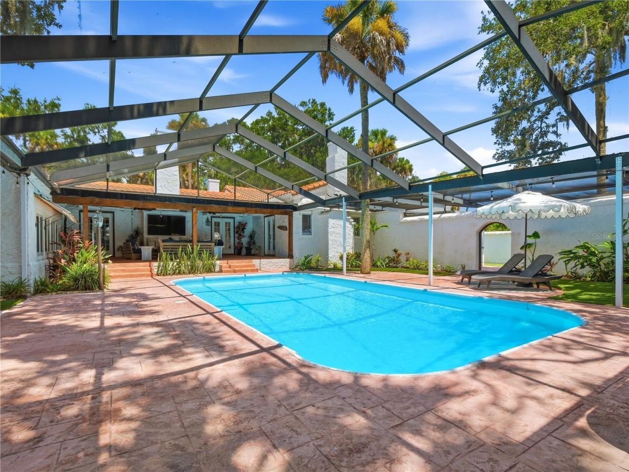 636 N Riverside Drive, New Smyrna Beach, FL 32168 Photo
