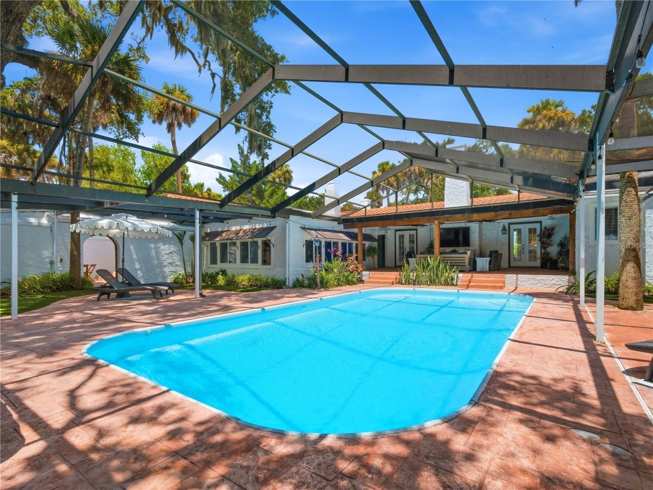636 N Riverside Drive, New Smyrna Beach, FL 32168 Photo
