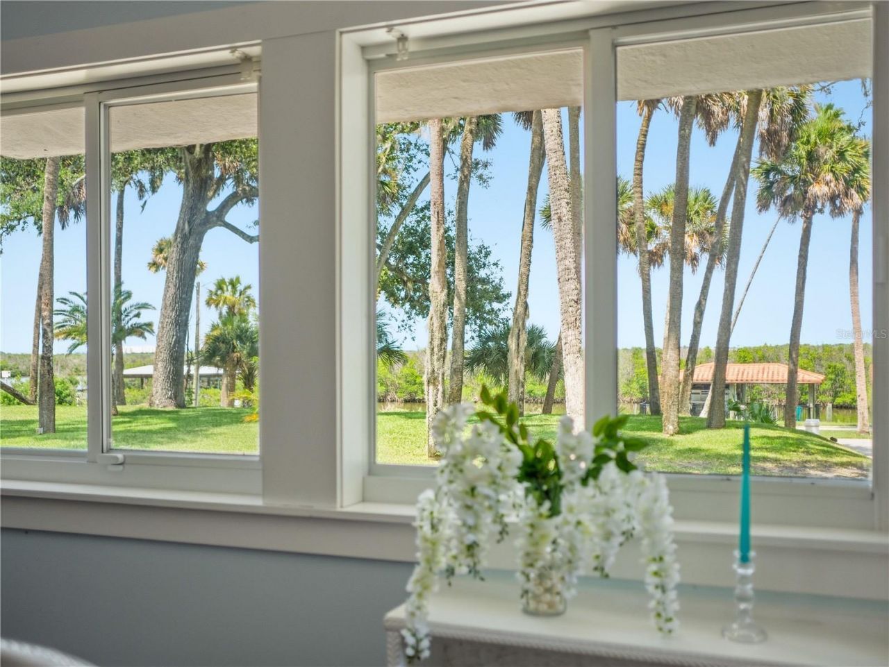 636 N Riverside Drive, New Smyrna Beach, FL 32168 Photo