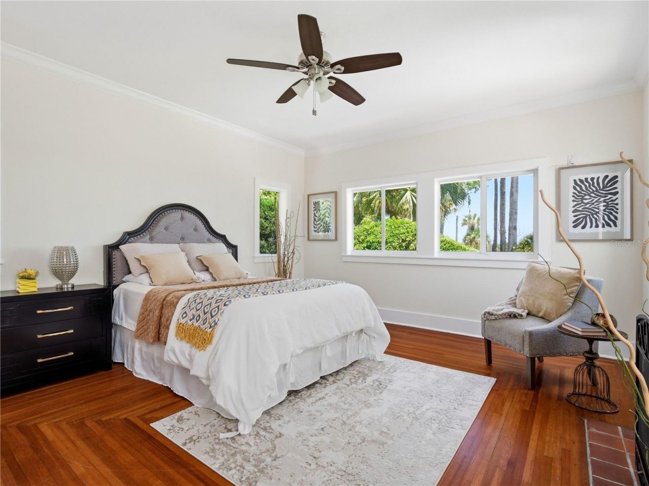636 N Riverside Drive, New Smyrna Beach, FL 32168 Photo
