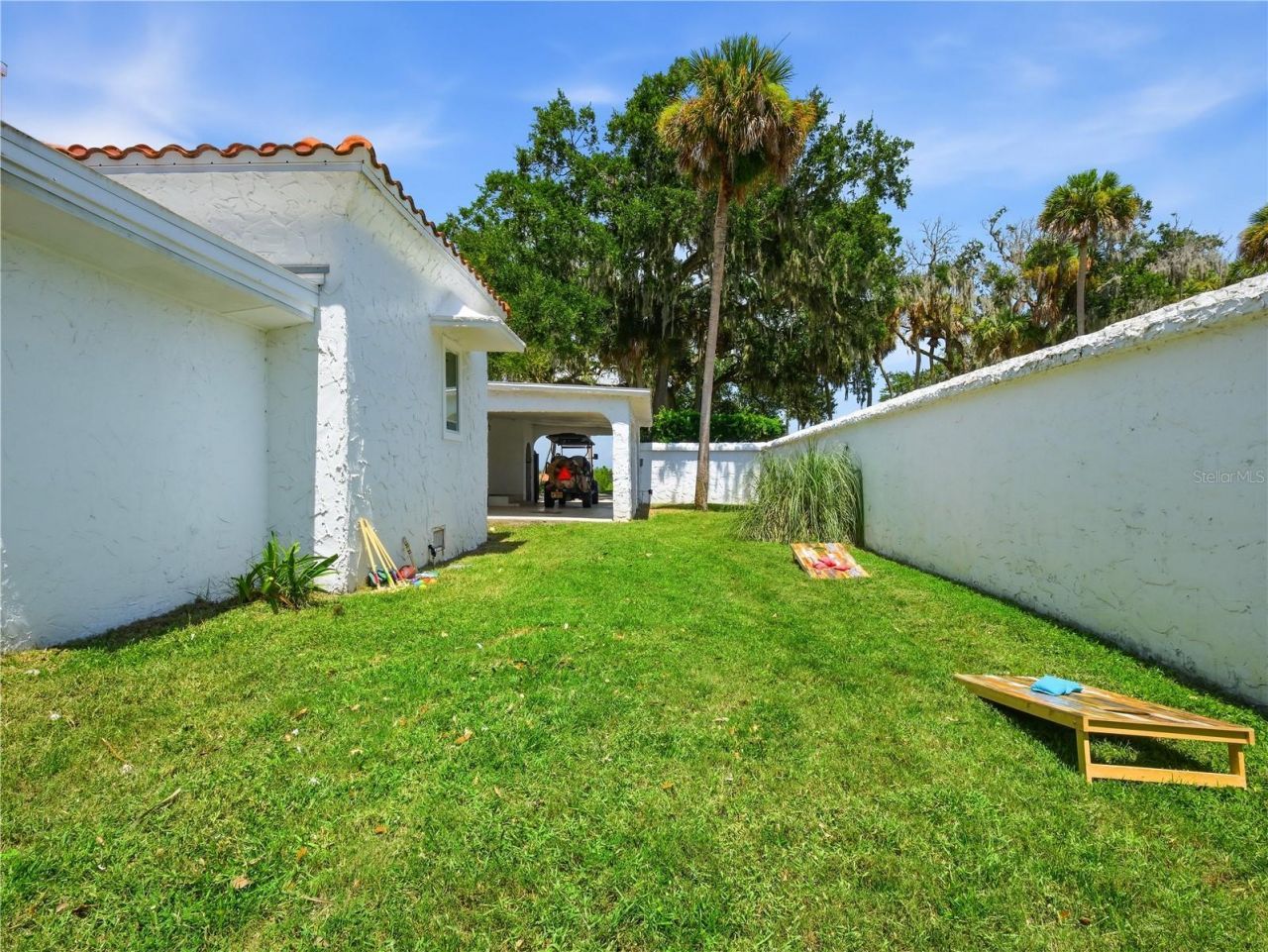 636 N Riverside Drive, New Smyrna Beach, FL 32168 Photo