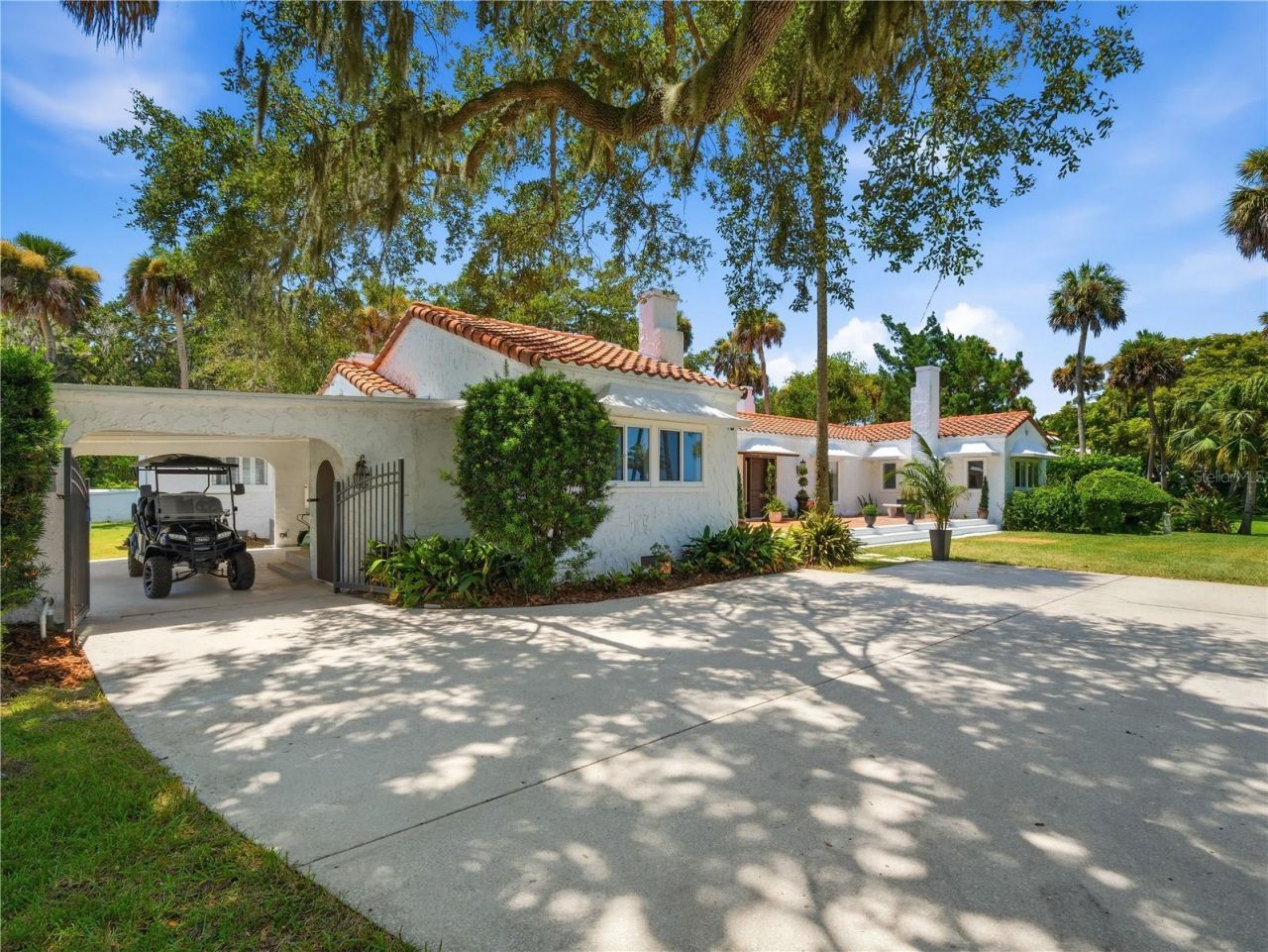 636 N Riverside Drive, New Smyrna Beach, FL 32168 Photo