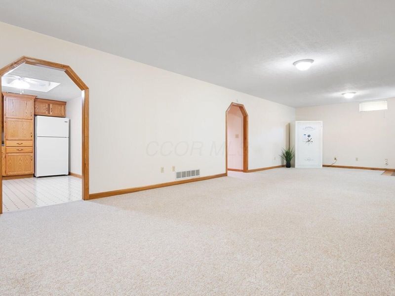 1224 Lundys Lane Road NW, Newark, OH 43055 Photo 27