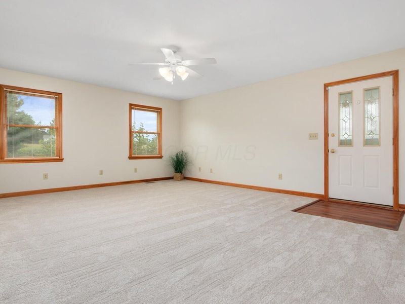 1224 Lundys Lane Road NW, Newark, OH 43055 Photo 4