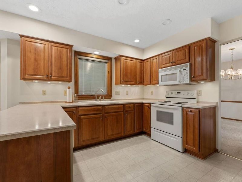 873 Prince William Lane , Westerville, OH 43081 Photo 11