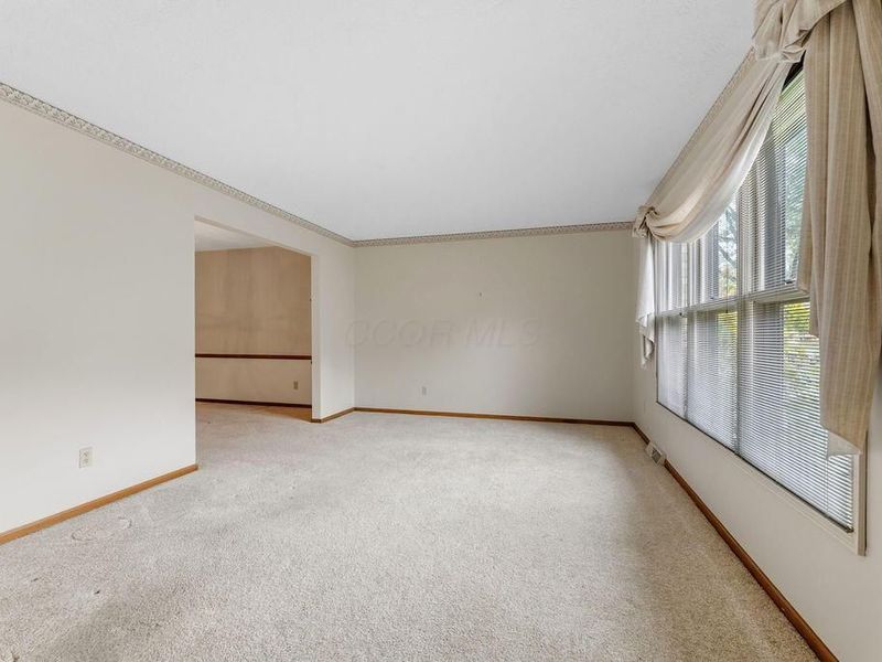 873 Prince William Lane , Westerville, OH 43081 Photo 4