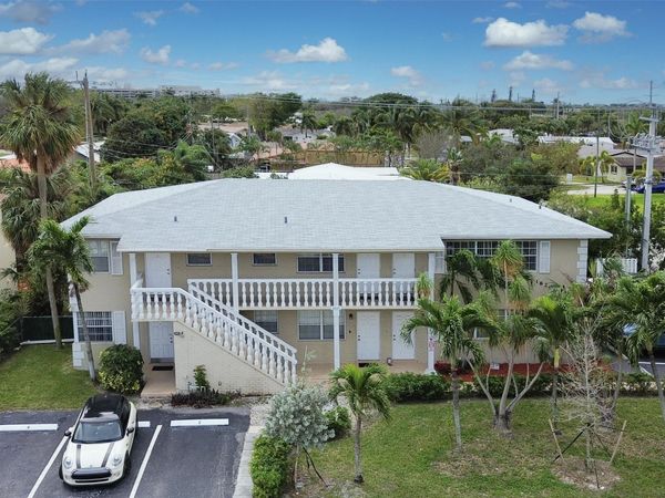1820 NE 56th Street, Unit #1-6, Fort Lauderdale, FL 33308
