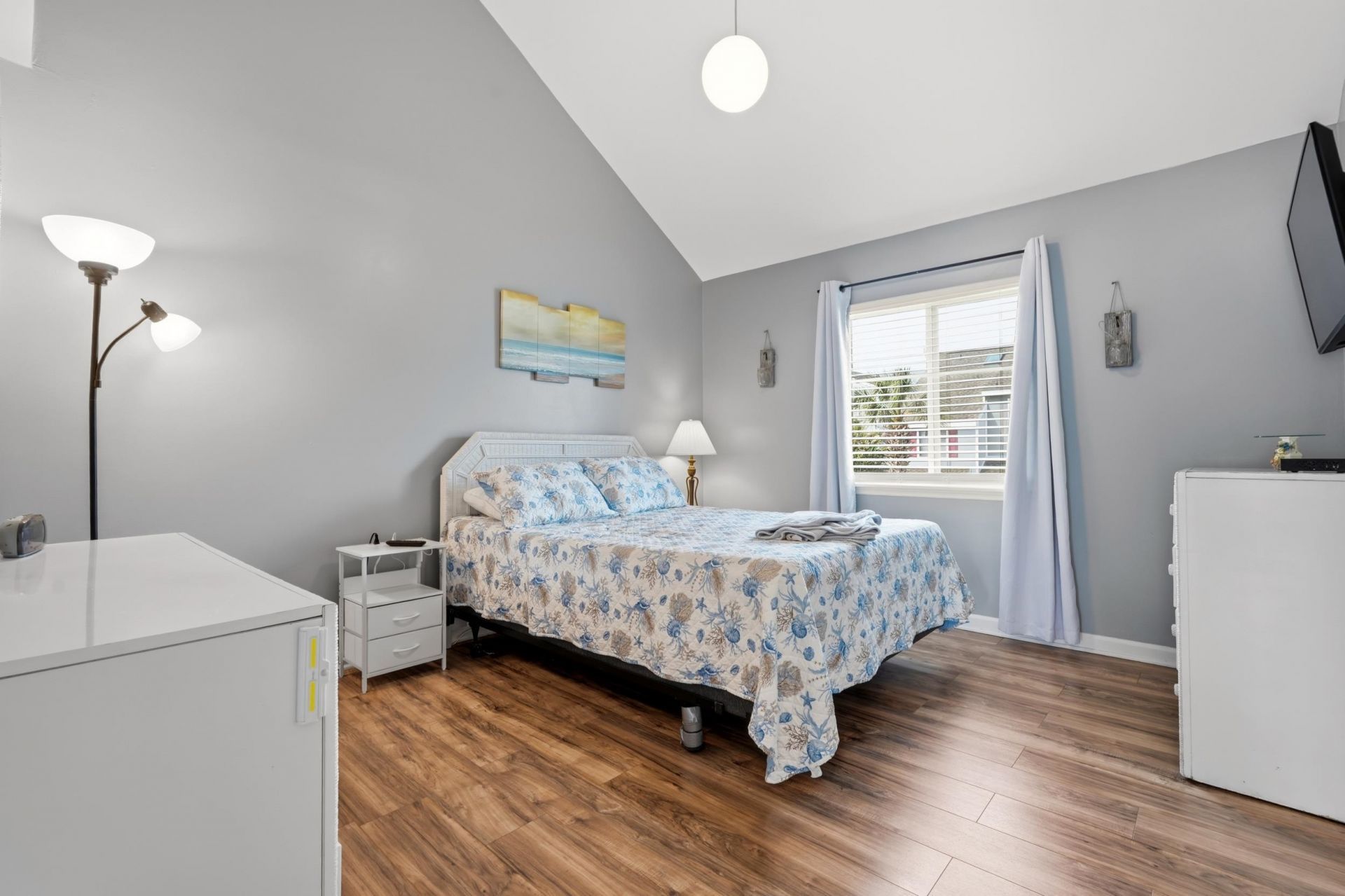 1881 Colony Dr. Photo 13