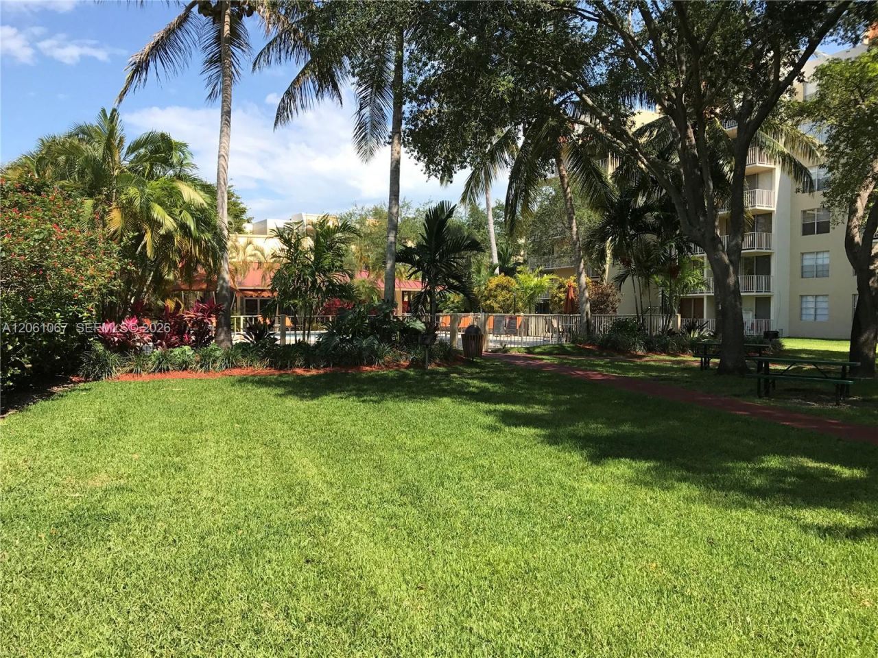 13100 SW 92nd Ave, Unit A-316, Miami, FL 33176 Photo