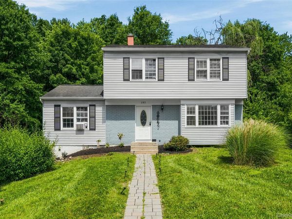 102 Capital Drive , Washingtonville, NY 10992
