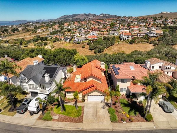 656 Shamrock, Pismo Beach, CA 93449