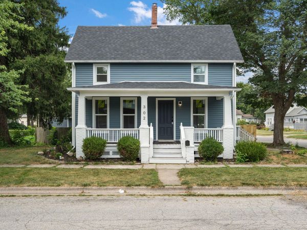 302 G Street , La Porte, IN 46350