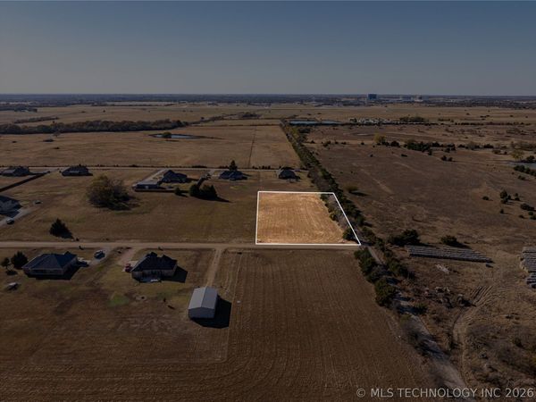 001 Paralee Street , Durant, OK 74701
