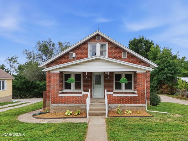 1109 E MAIN STREET, Linn, MO 65051