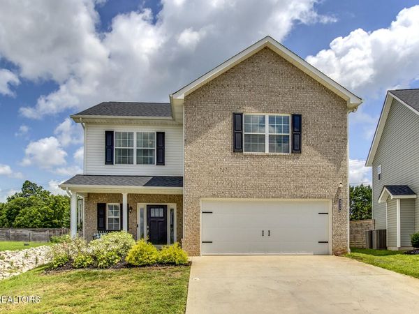 4826 Stoneyhurst Lane, Knoxville, TN 37918
